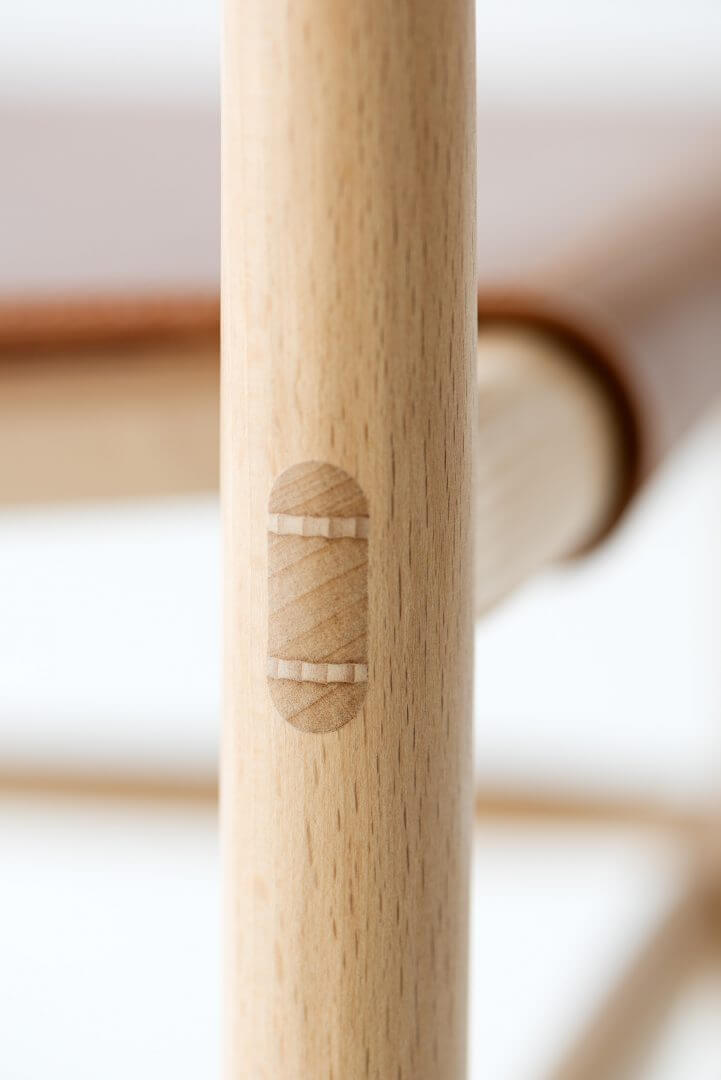 Madonna Arm Chair Volledig Gestoffeerd – ZWART