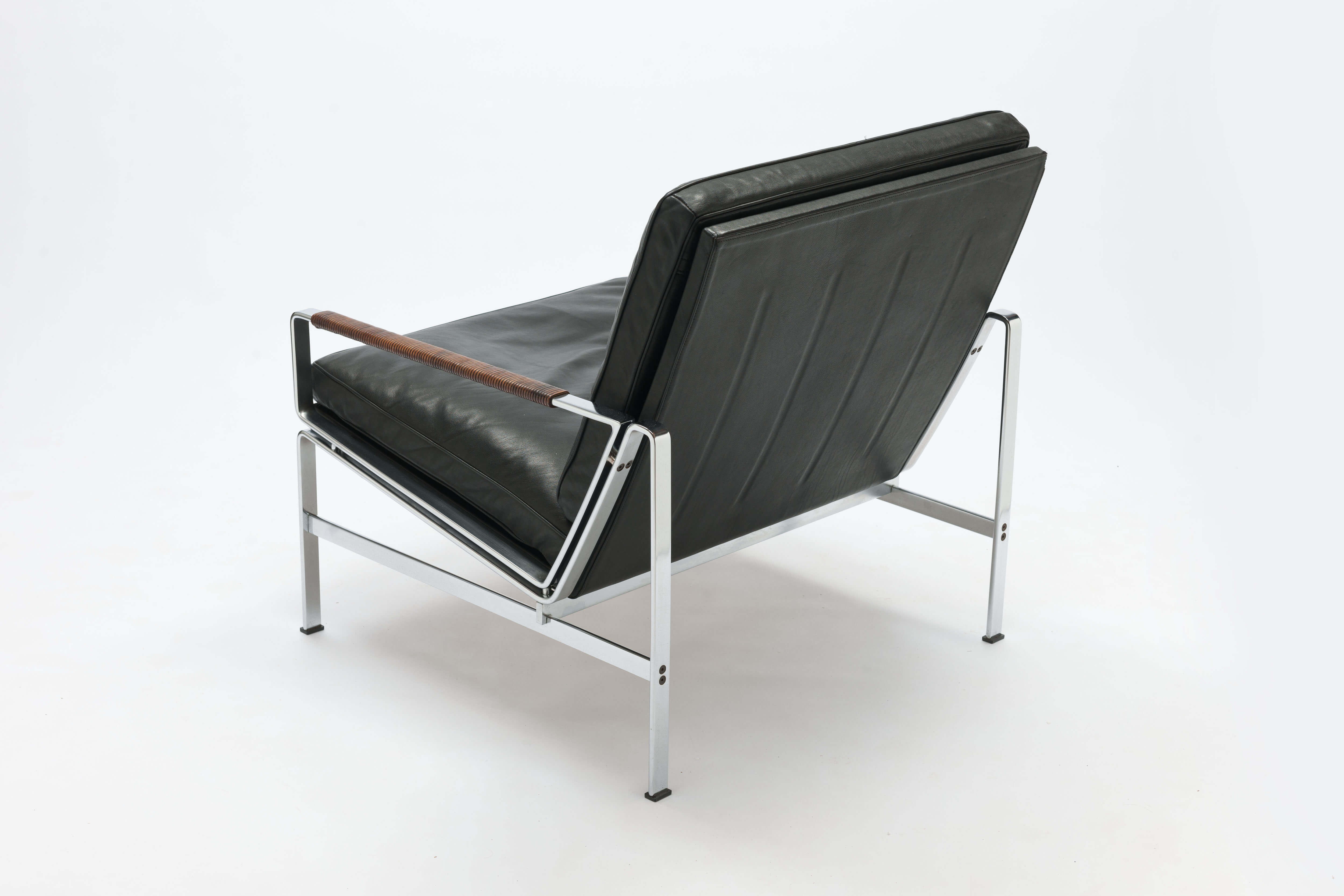 Vintage FK6720 Lounge Chair