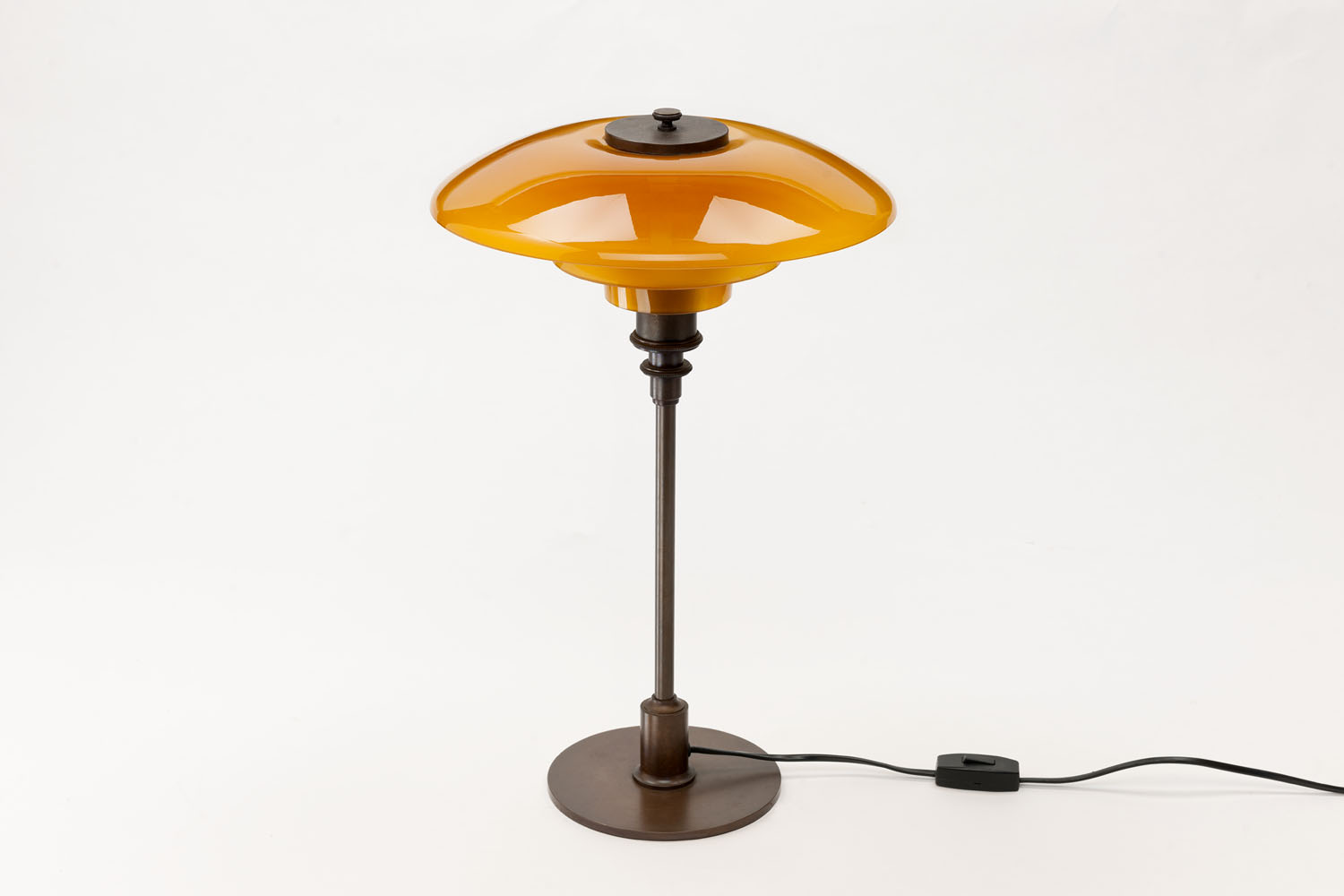 Vintage TrePH Table Lamp
