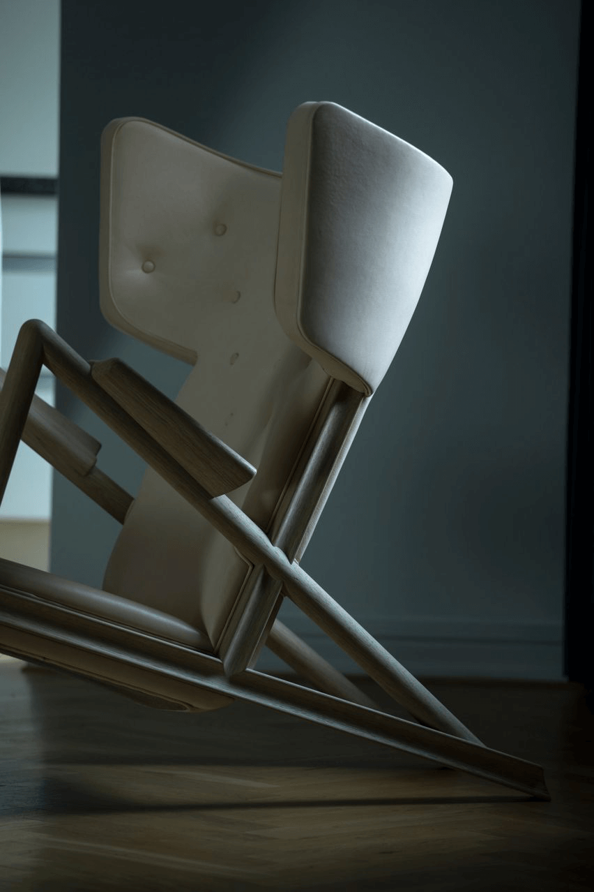 The Grasshopper Chair