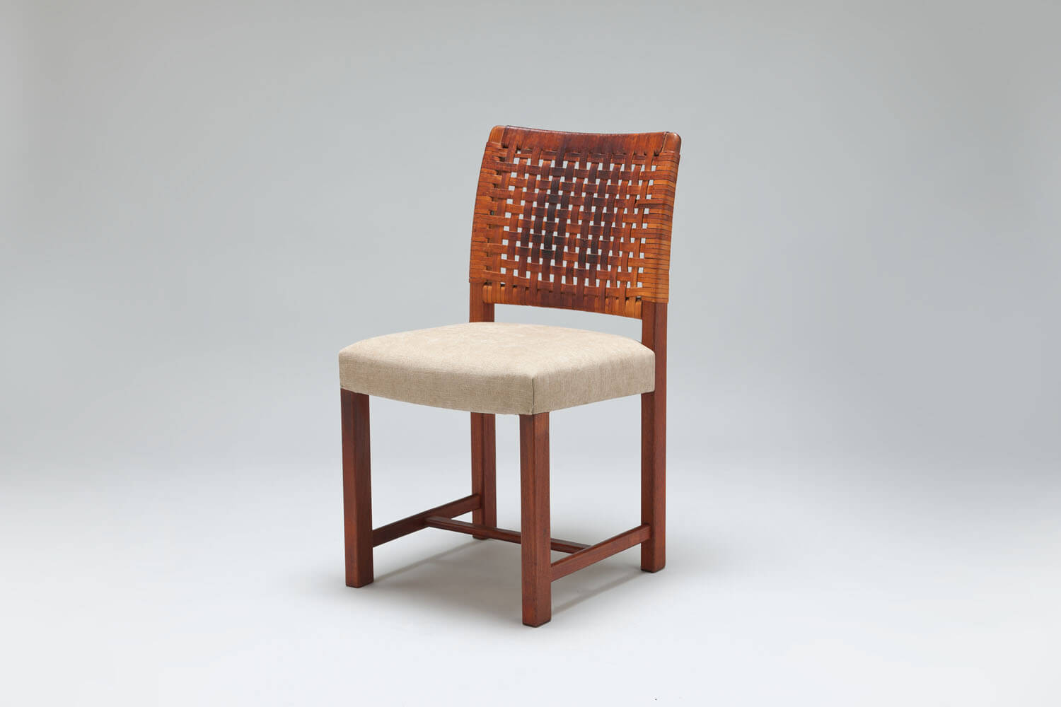 Vintage Näyttely Chairs (4)