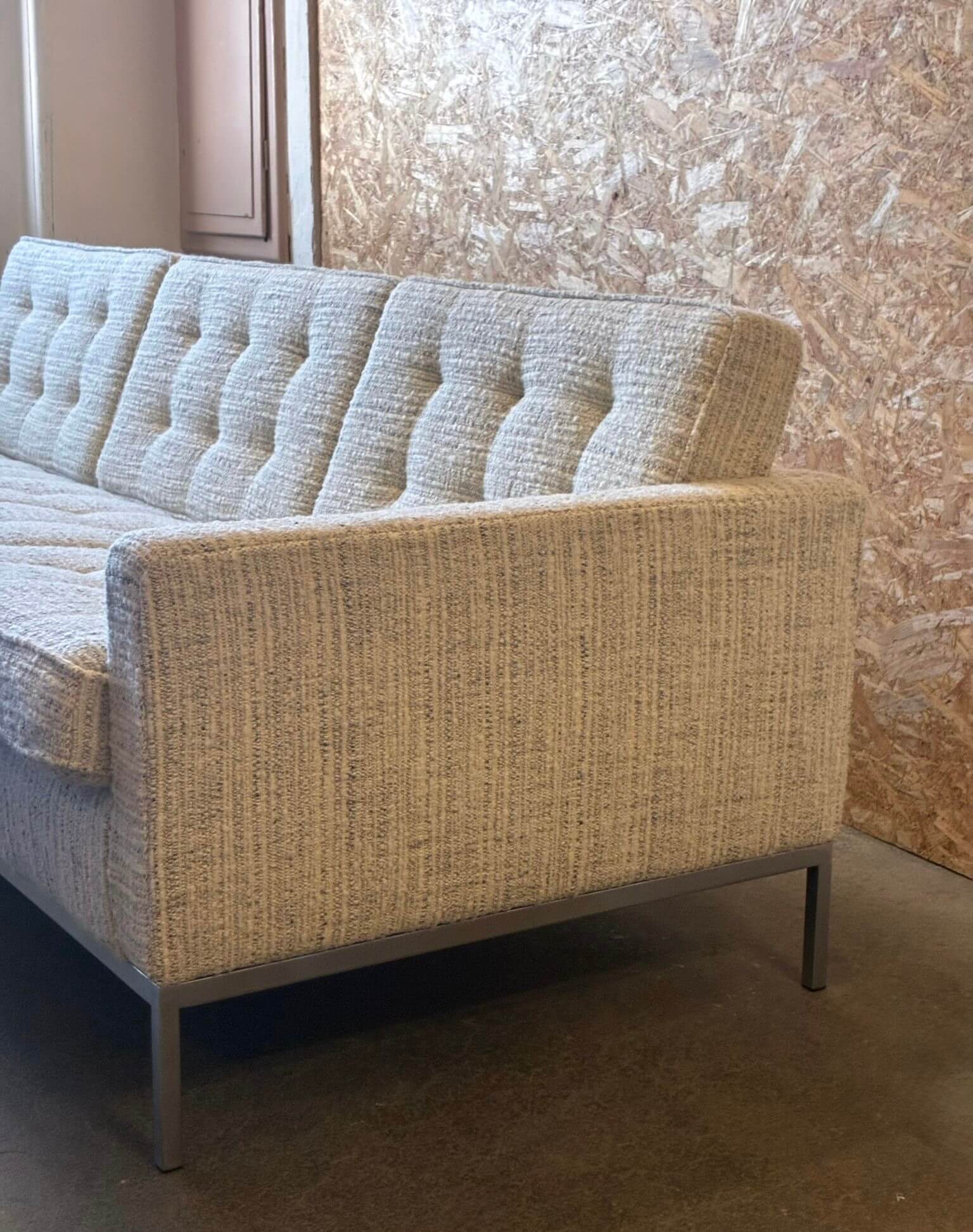 Vintage Lounge Series Sofa