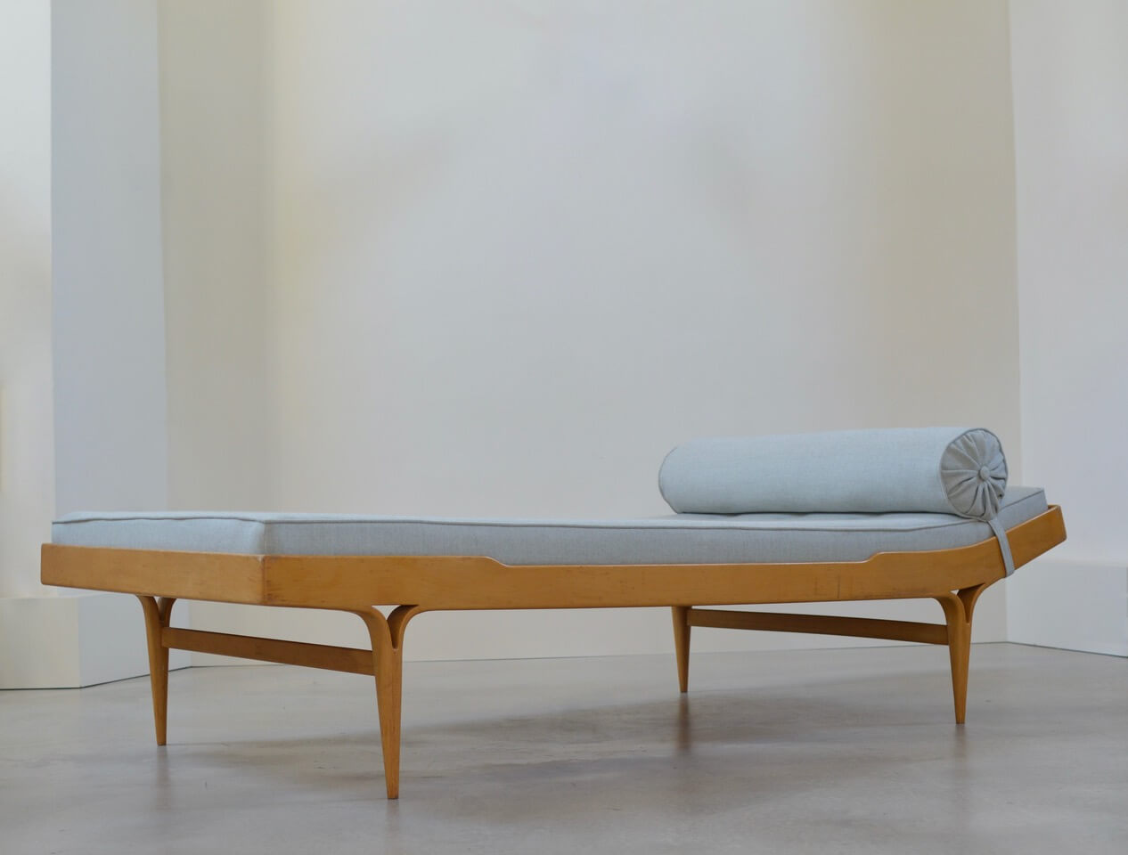 Vintage Berlin Daybed