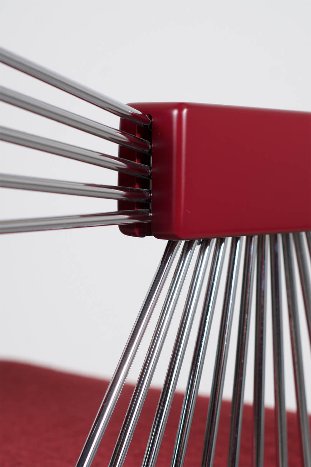 Delta chair
