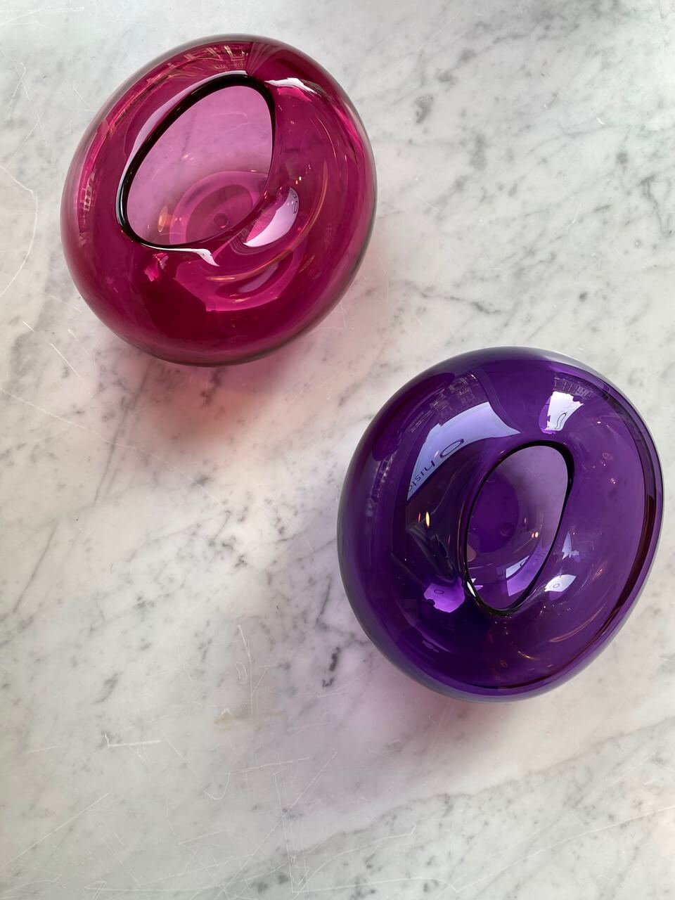 Caillou Vaas – Purple & Pink